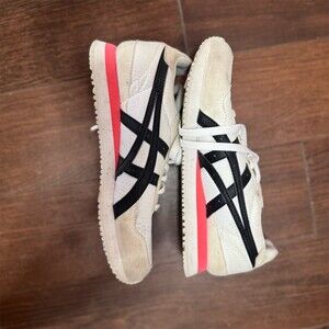 ASICS Tiger Runner Womens Sneakers White/Black Pink Stripe Size 6 EU 37